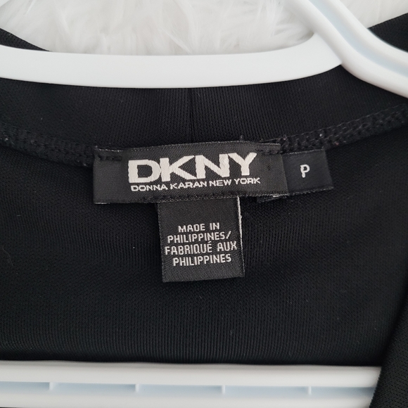 DKNY Longline V-neck Button-Down Cardigan size 0 ptp 15.5 inches - Picture 3 of 9